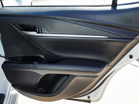 Used 2025 Toyota Camry XSE FWD image 28