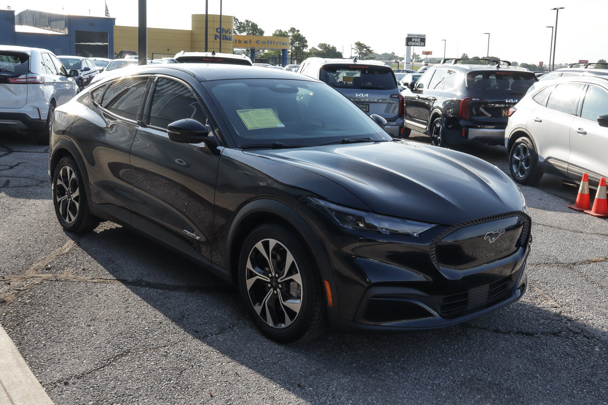 Used 2026 Ford Mustang Mach-E Select RWD image 3
