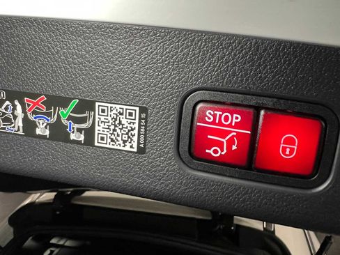 New 2026 Mercedes-Benz GLC 43 AMG 4MATIC image 17