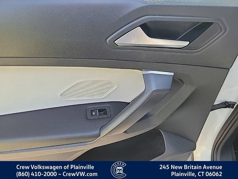 Certified 2021 Volkswagen Tiguan SE w/ Panoramic Sunroof Package AWD/4WD image 48