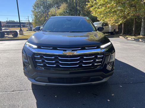 New 2026 Chevrolet Equinox LT w/ Safety and Technology Package image 3