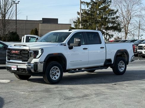 Used 2024 GMC Sierra 2500 Pro w/ Convenience Package image 7