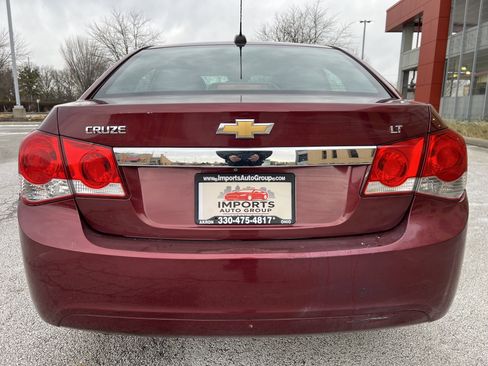 Used 2016 Chevrolet Cruze LT w/ Technology Package image 6
