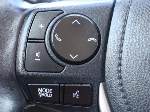 Used 2017 Toyota RAV4 XLE w/ All Weather Liner Package FWD image 22