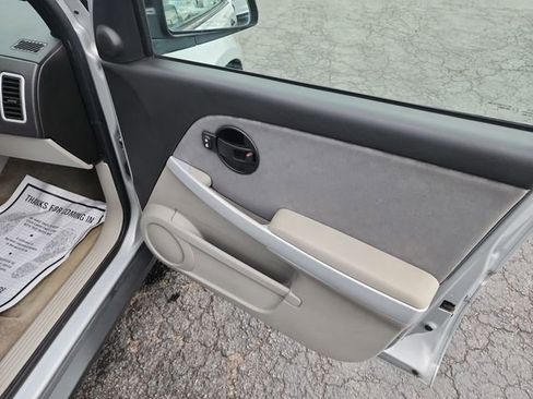 Used 2009 Chevrolet Equinox LS image 12