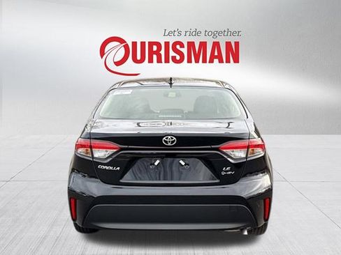 Used 2026 Toyota Corolla LE image 3