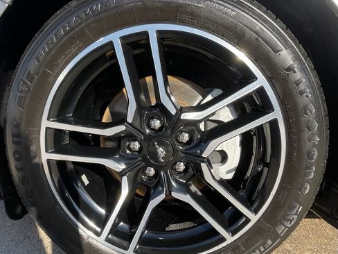 Used 2021 Ford Mustang Premium image 13