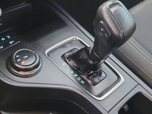 Used 2020 Ford Ranger XL w/ FX4 Off-Road Package image 21