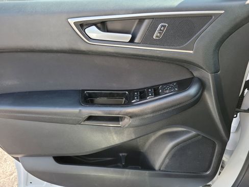 Used 2015 Ford Edge SEL AWD/4WD image 19