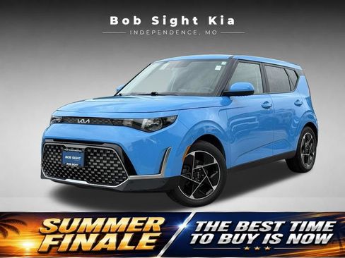 Used 2023 Kia Soul EX FWD image 1