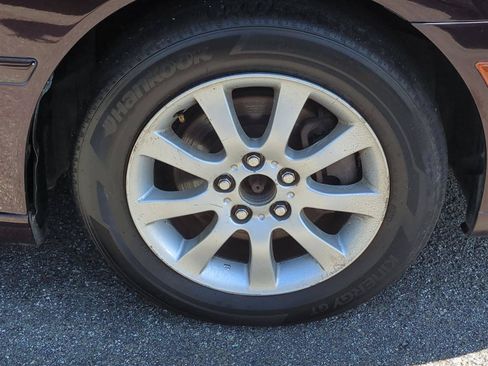 Used 2004 Lexus ES 330 FWD image 10