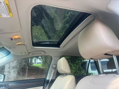 Used 2017 Subaru Outback 2.5i Limited AWD/4WD image 30