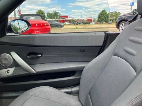 Used 2003 BMW Z4 2.5i RWD image 16