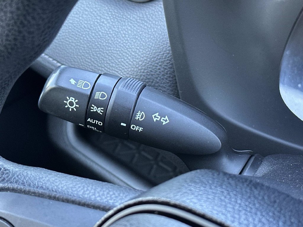 Used 2019 Toyota RAV4 XLE FWD image 29