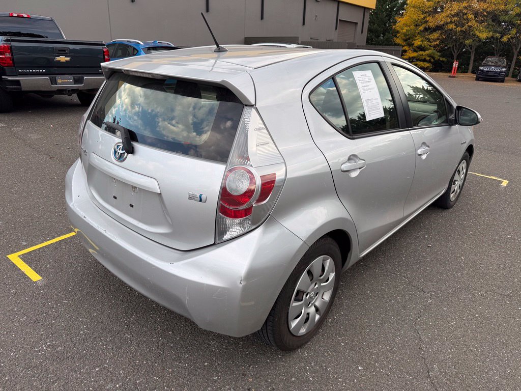 Used 2014 Toyota Prius C Two FWD image 7