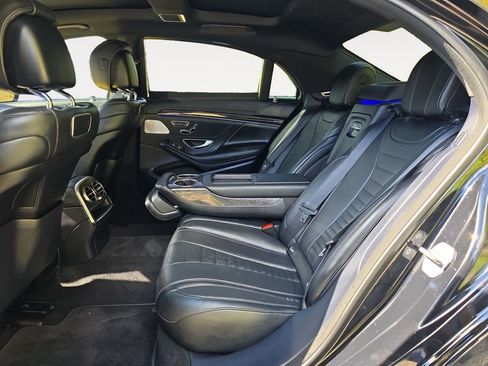 Used 2019 Mercedes-Benz S 560 Sedan image 13