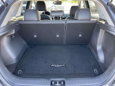 Used 2019 Hyundai Kona Limited image 8