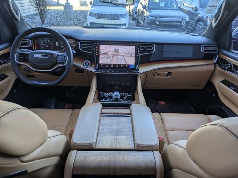 Used 2024 Jeep Grand Wagoneer Series III w/ Rear Seat Video Group 1 image 26