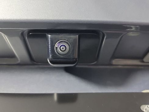 Used 2025 Kia Sorento EX w/ Panoramic Sunroof Package image 7