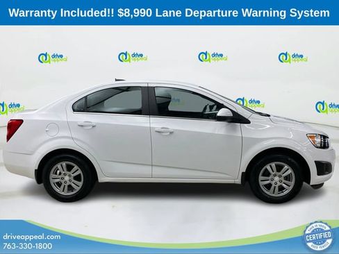 Used 2016 Chevrolet Sonic LT w/ Driver Confidence Package FWD image 4