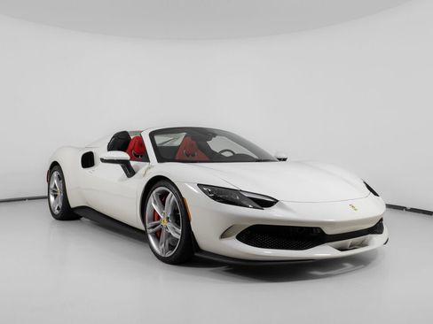 Used 2025 Ferrari 296 GTS RWD image 11