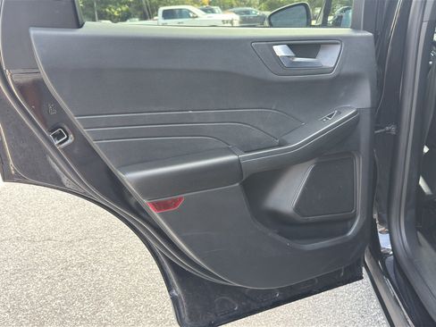 Used 2025 Ford Escape Platinum AWD/4WD image 33