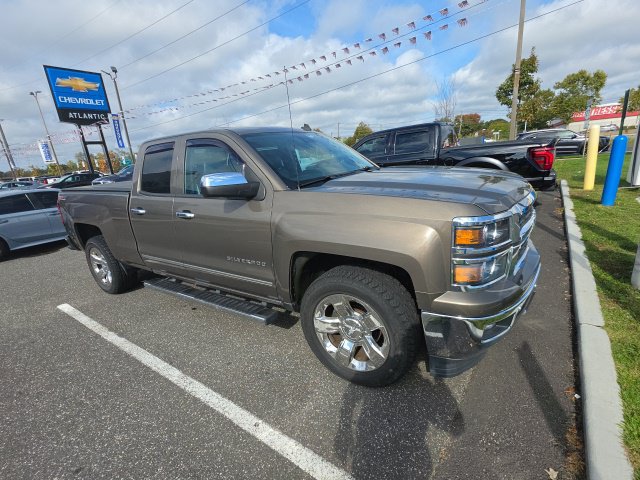 Used 2014 Chevrolet Silverado 1500 LTZ Z71 w/ LTZ Plus Package AWD/4WD image 1