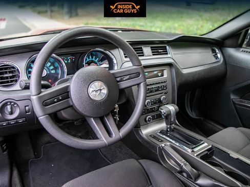 Used 2012 Ford Mustang Coupe image 22