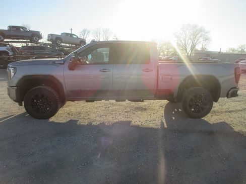 New 2026 GMC Sierra 2500 AT4 image 10