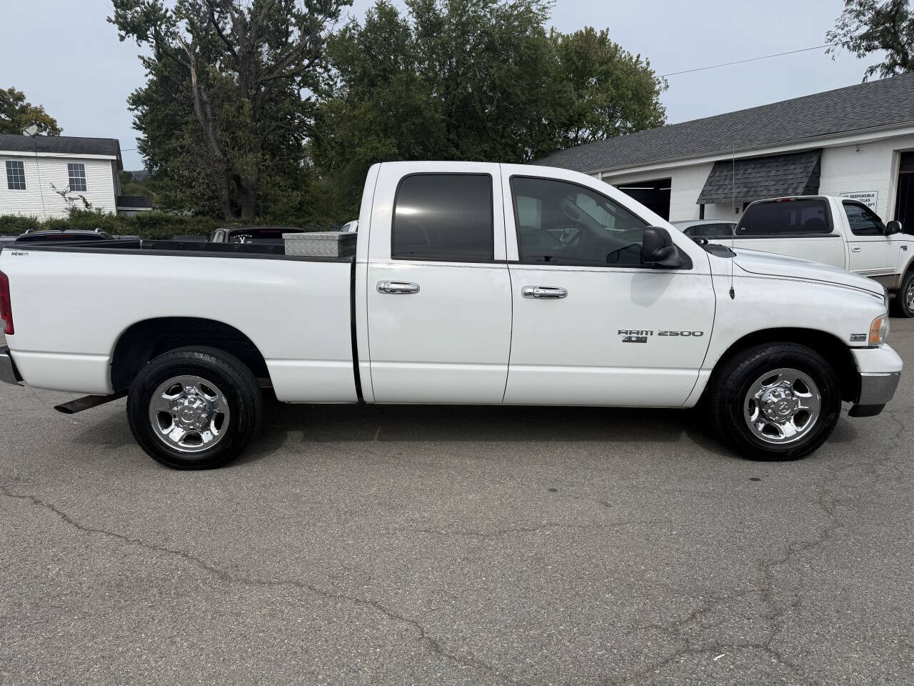Used 2004 Dodge Ram 2500 Truck SLT w/ Trailer Tow Group RWD image 5