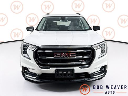 Used 2023 GMC Terrain AT4 AWD/4WD image 2