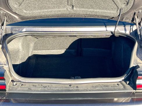 Used 2022 Dodge Challenger R/T Scat Pack RWD image 27