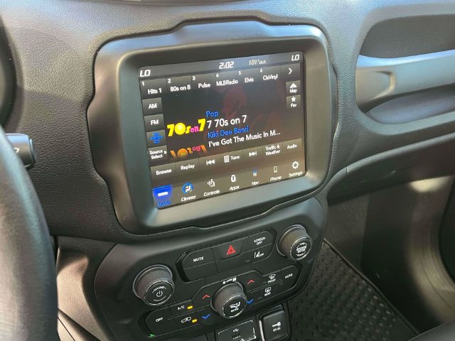 Used 2023 Jeep Renegade Trailhawk w/ Sun/Sound Group AWD/4WD image 33
