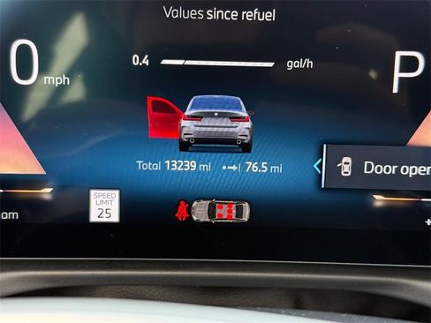 Used 2025 BMW 330i xDrive Sedan image 18