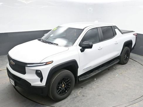Used 2024 Chevrolet Silverado EV W/T image 29