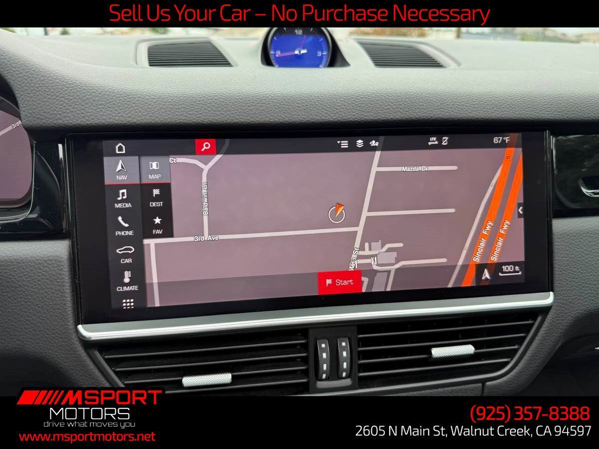 Used 2021 Porsche Cayenne AWD/4WD image 24