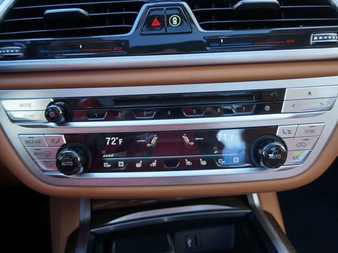 Used 2019 BMW 740e xDrive w/ Executive Package image 40