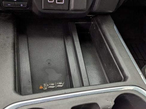 Used 2022 Chevrolet Silverado 3500 High Country AWD/4WD image 30