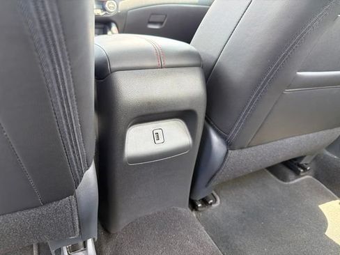 Used 2025 Nissan Sentra SR w/ SR Premium Package FWD image 27