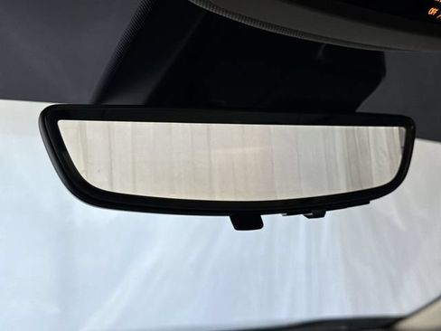 Certified 2023 Buick Envision Avenir AWD/4WD image 18