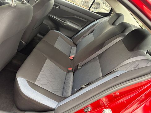 Used 2025 Nissan Versa SV image 35