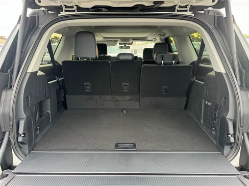 New 2025 Ford Expedition Max Active image 15