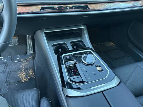 Certified 2023 BMW 740i 740i image 24