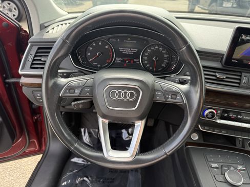 Used 2019 Audi Q5 2.0T Premium image 11