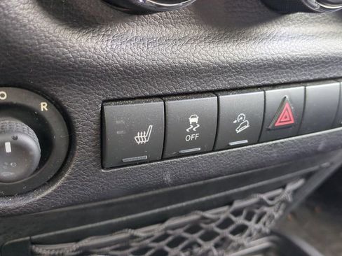 Used 2014 Jeep Wrangler Unlimited Rubicon w/ Connectivity Group image 20