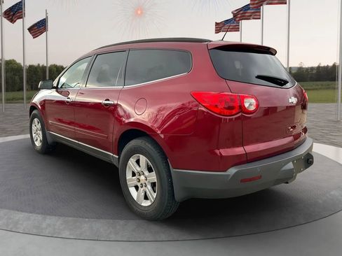 Used 2010 Chevrolet Traverse LT w/ Personal Connectivity Package image 5