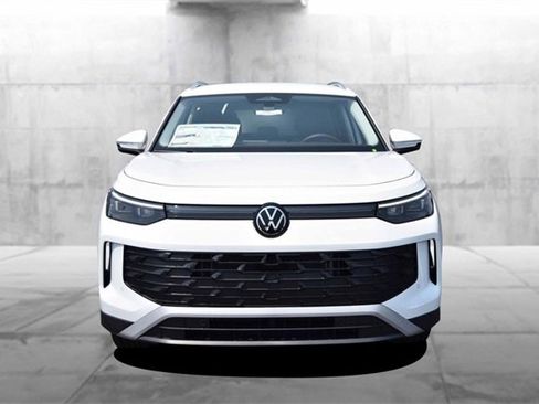 New 2025 Volkswagen Tiguan S image 4