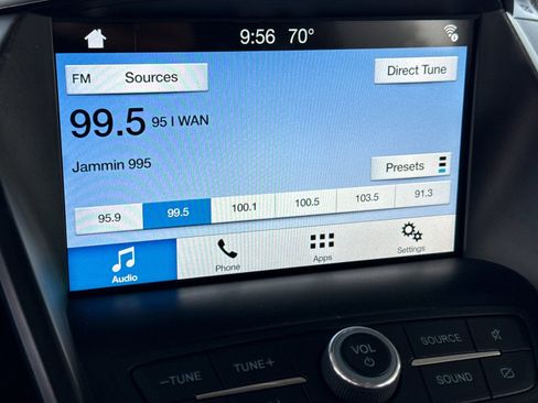 Used 2019 Ford Escape SE image 17