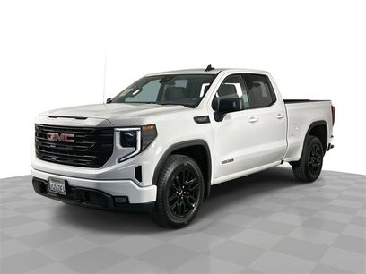 Used 2025 GMC Sierra 1500 Elevation w/ Preferred Package