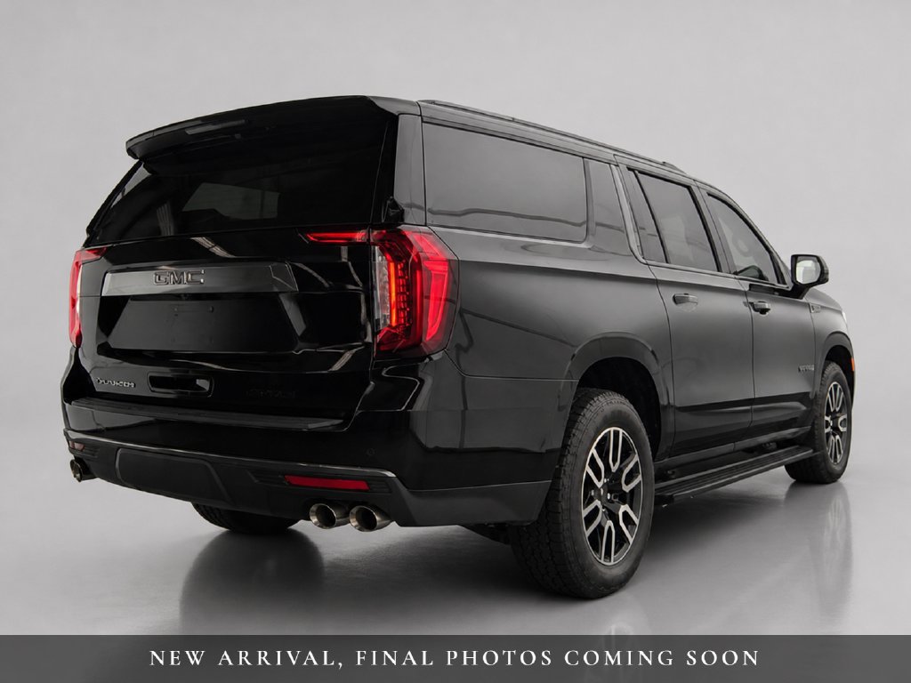 Used 2023 GMC Yukon XL AT4 w/ AT4 Premium Package AWD/4WD image 6